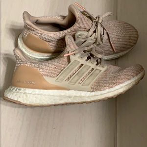 Adidas ultraboost sneaker